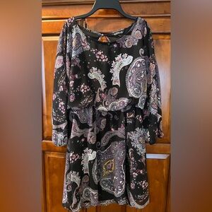 Express Paisley Dress 🖤🩷💜